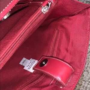 Wilson’s Leather Maxima purse